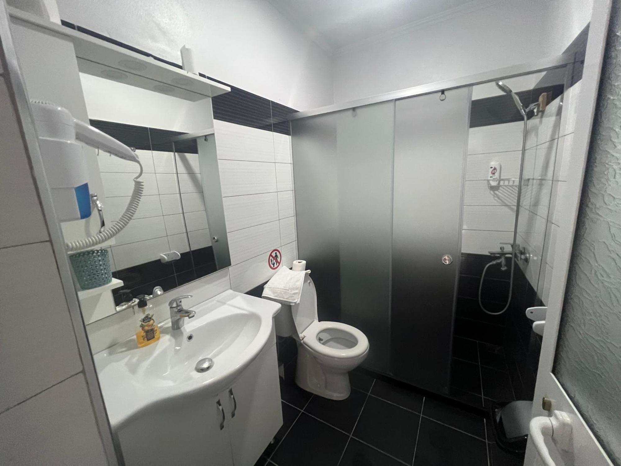 Hotel Paradise Shkodër Dış mekan fotoğraf
